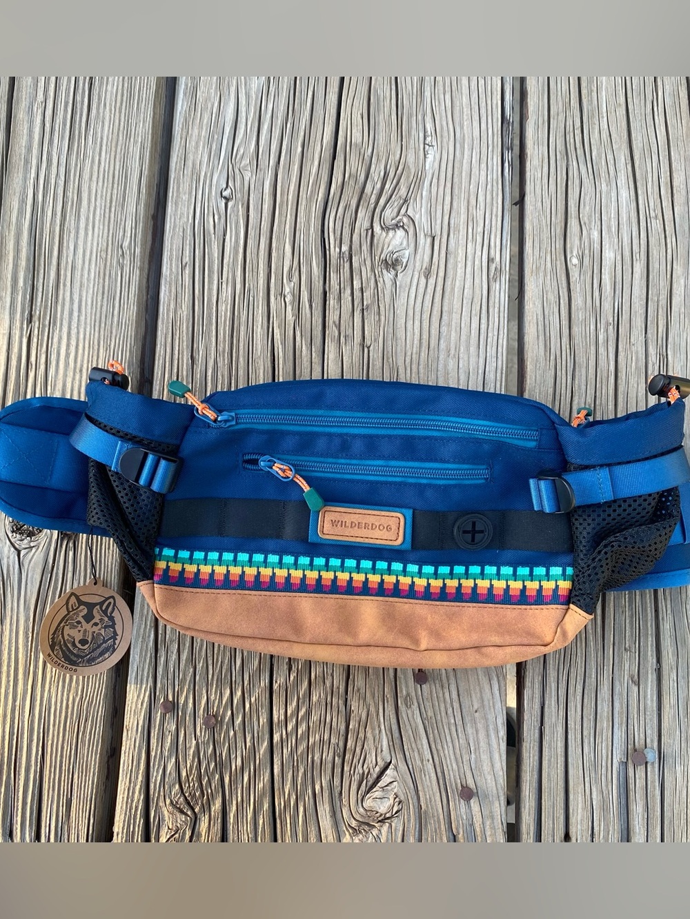 Wilderdog Mega Hip Pack with 3-Liter Capacity, Two Mesh Water Bottle Pockets